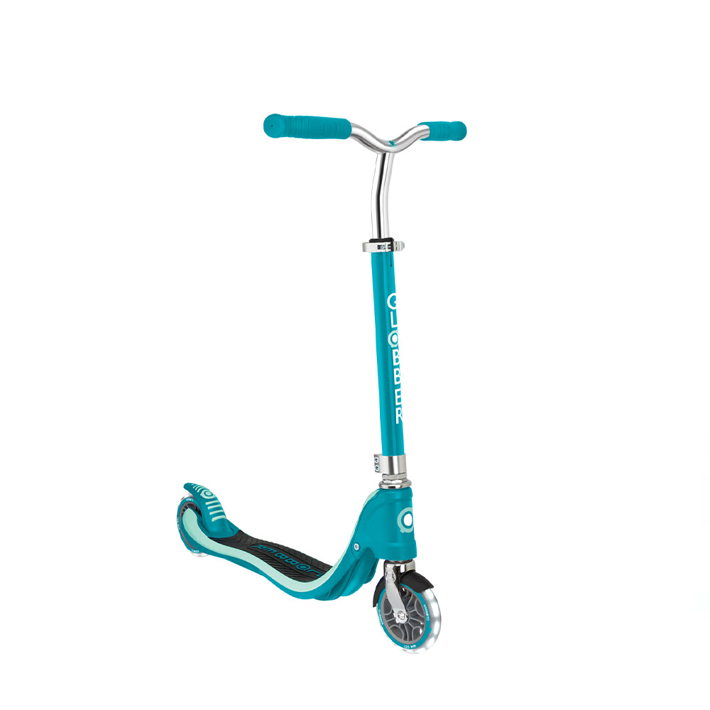 Globber Flow 125 Scooter